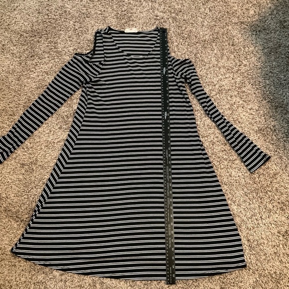 Sugar + Lips Cold Shoulder Striped Midi Dress Size M Drop Shoulder - Picture 7 of 11